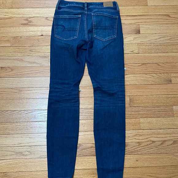 American Eagle Ripped Jeans Size 2 Regular - Picture 2 of 4